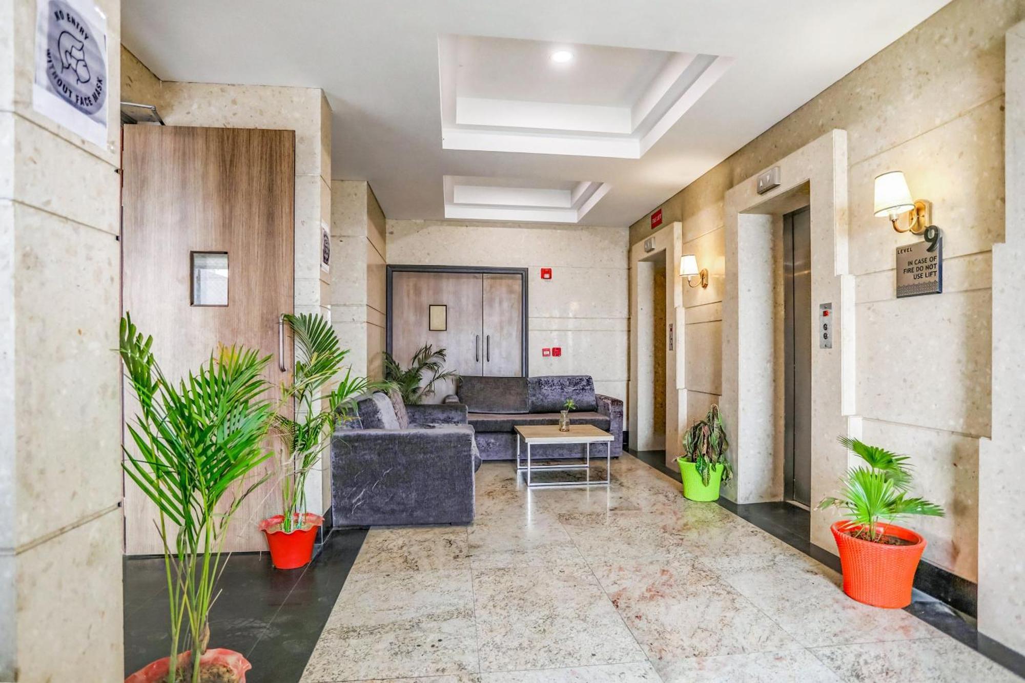 Collection O Limewood Stay Gurgaon Esterno foto