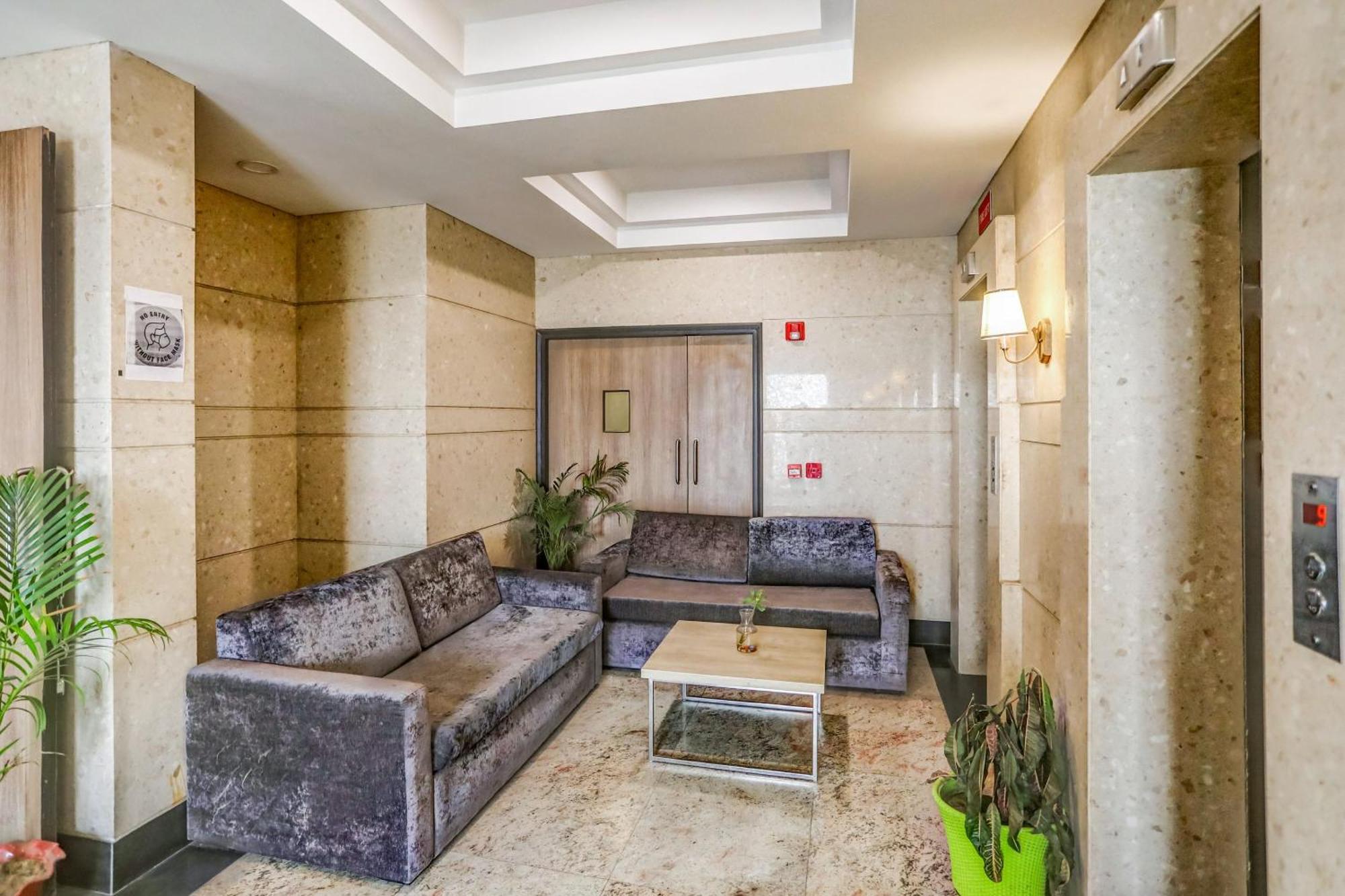 Collection O Limewood Stay Gurgaon Esterno foto
